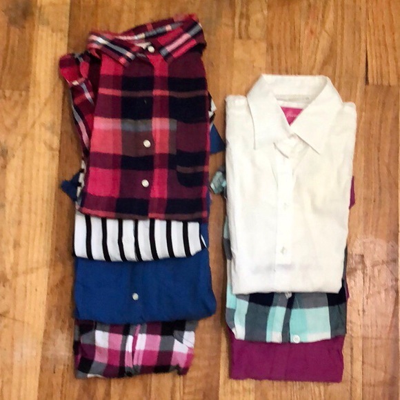 Button down blouses - Picture 4 of 5